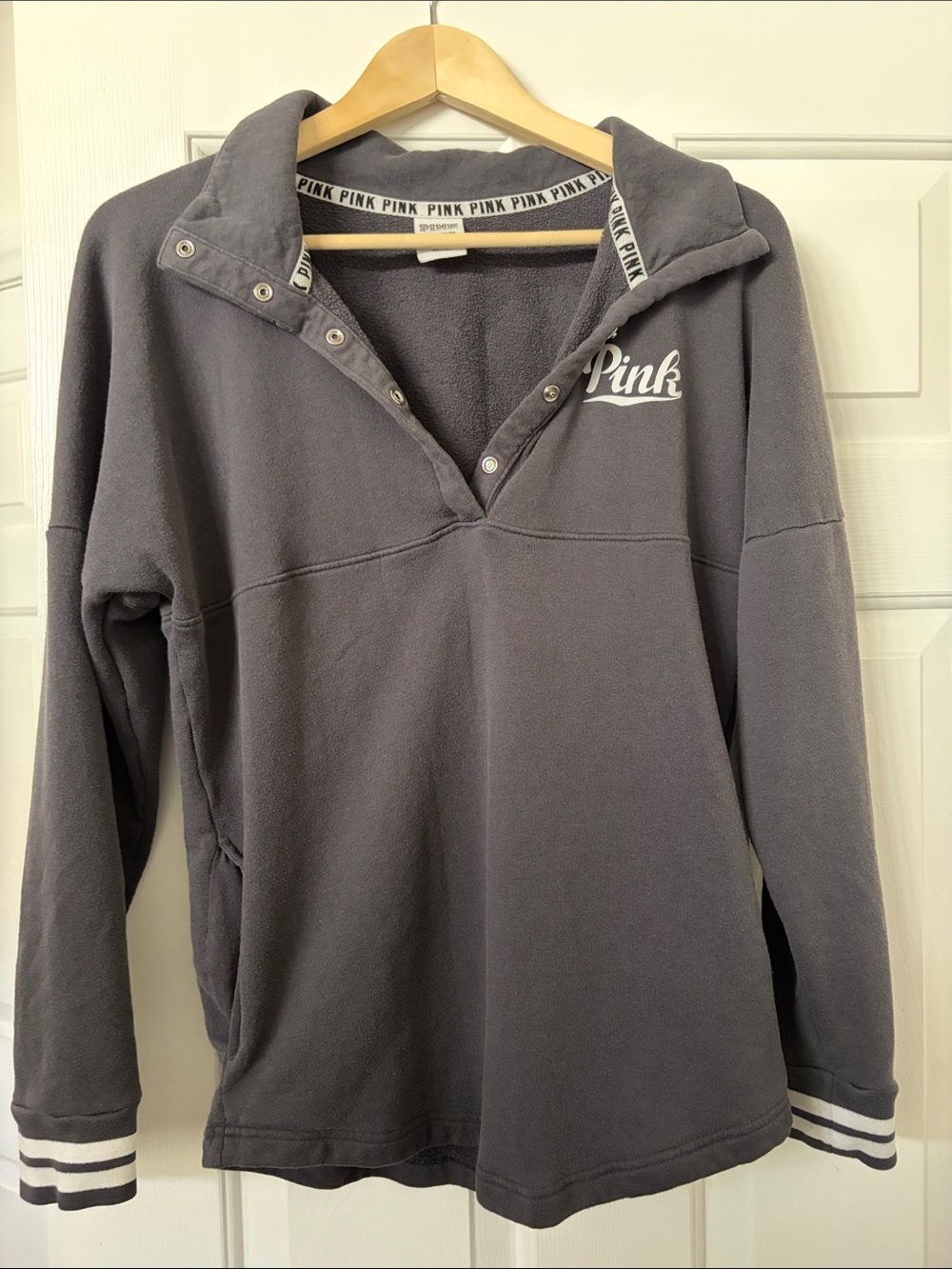 PINK Victoria's Secret Gray Snap-Front Fleece Pullover